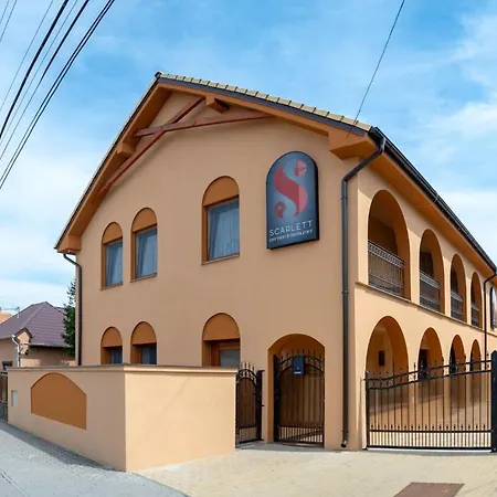 Scarlett & Restaurant Guest house *