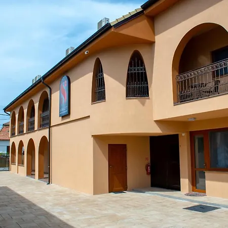 Scarlett Pension&restaurant Pensionat 3*