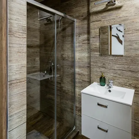 Scarlett & Restaurant 3*