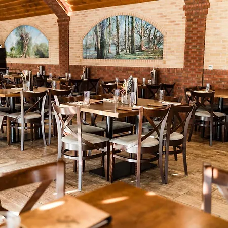 Guest house Scarlett & Restaurant Velky Meder
