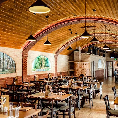 Scarlett & Restaurant