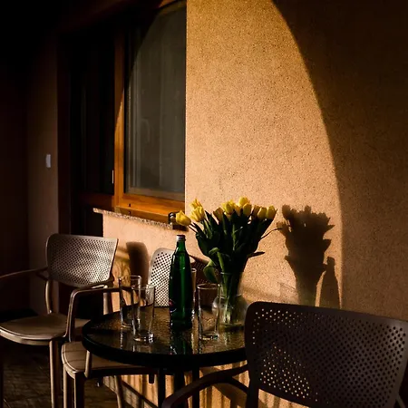 Scarlett & Restaurant