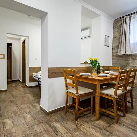 Scarlett & Restaurant Pensión Veľký Meder