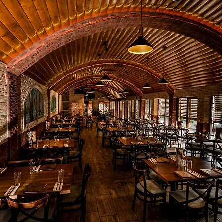 Scarlett & Restaurant Velky Meder