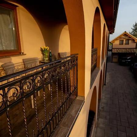 Scarlett Pension&restaurant 3*