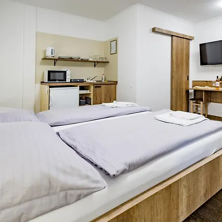 Guest house Scarlett & Restaurant