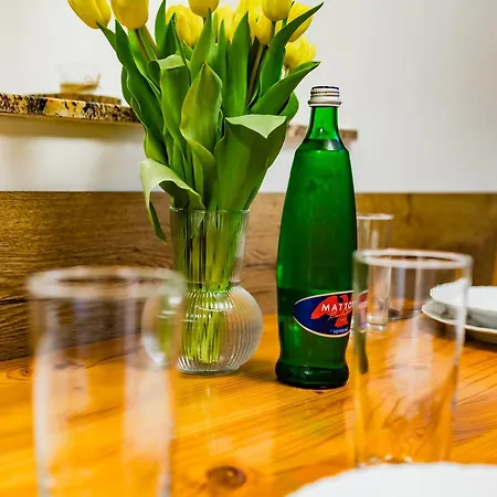 Scarlett & Restaurant