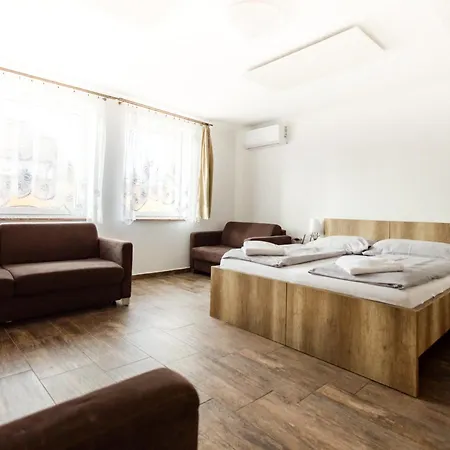 Scarlett Pension&restaurant Pensionat