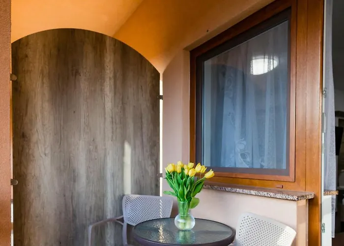 Scarlett & Restaurant