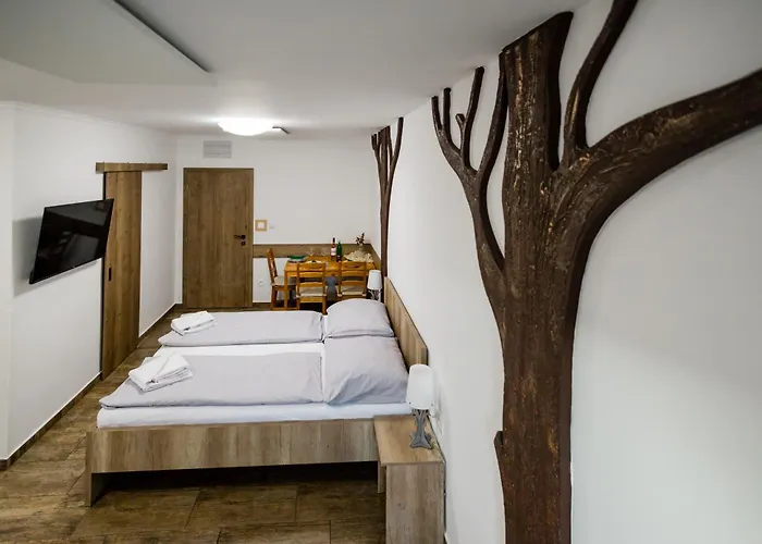 Scarlett & Restaurant