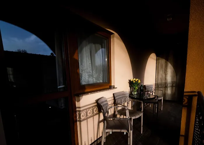 Scarlett & Restaurant 3*