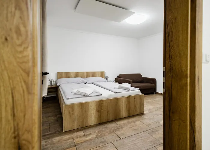 Scarlett & Restaurant