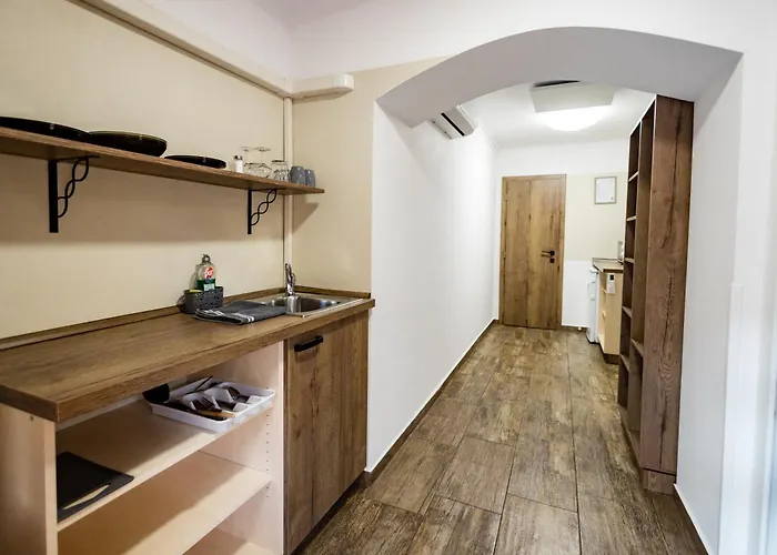 Scarlett & Restaurant Casa de hóspedes 3*