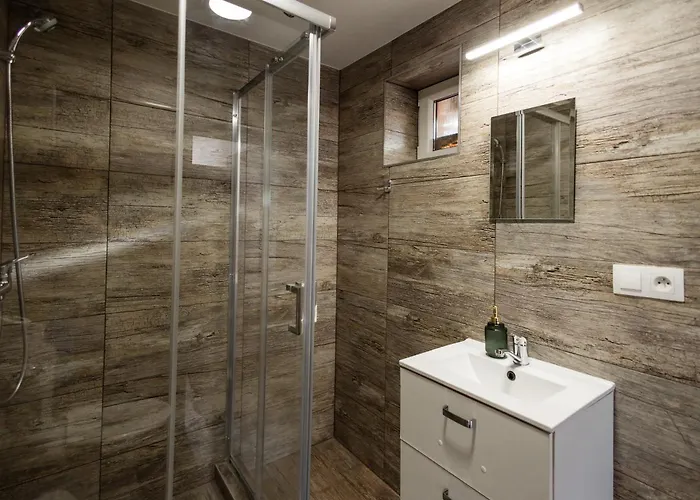 Scarlett & Restaurant 3*