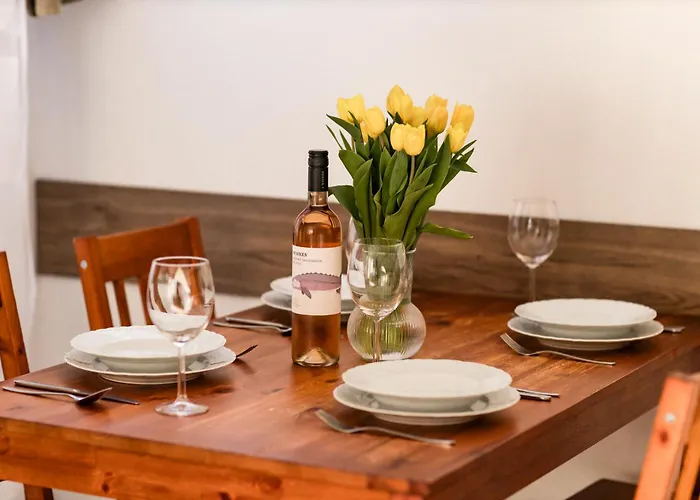 Scarlett & Restaurant