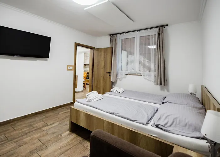 Scarlett & Restaurant 3*