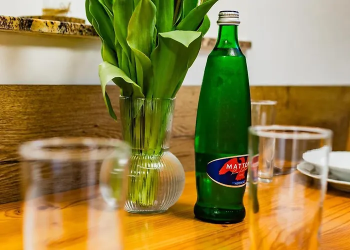 Scarlett & Restaurant